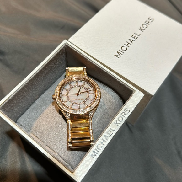 Michael Kors Watch - Picture 1 of 6
